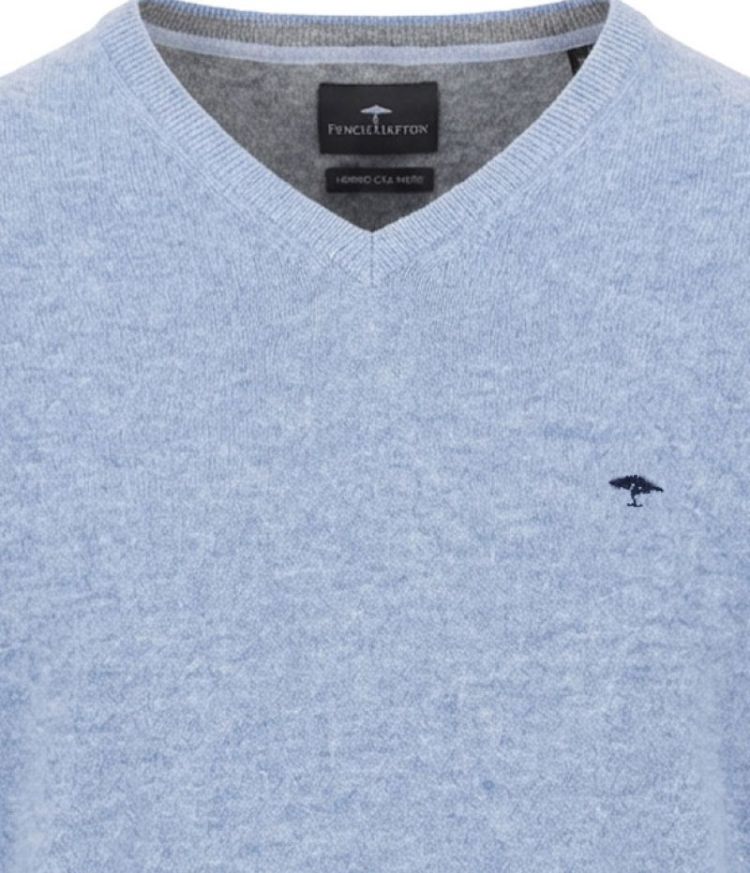 V-Neck. Merino Cashmere 660 air blue
