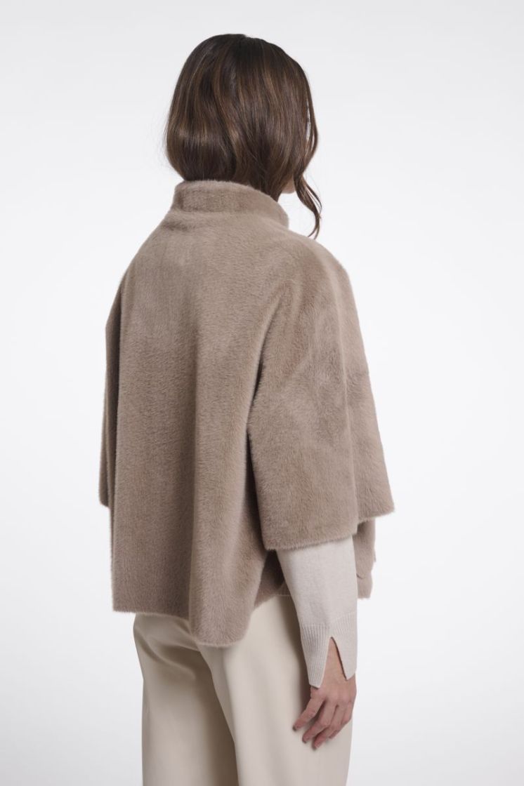 Faux fur cape Mocha latte 