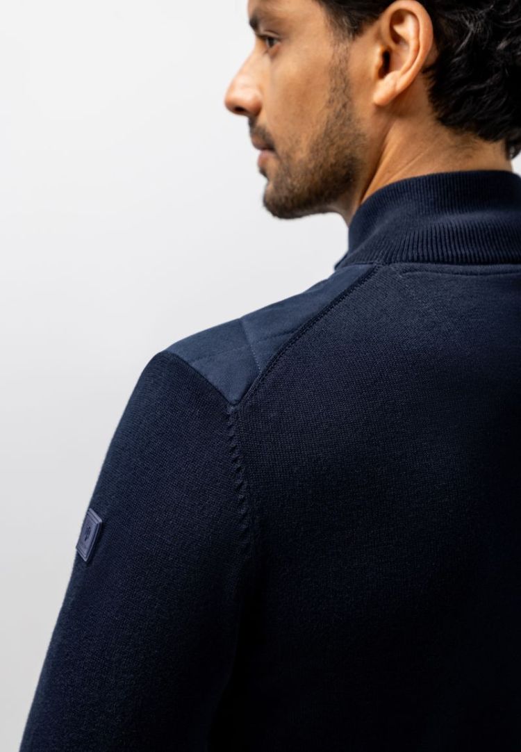 Vesten 5900 donkerblau