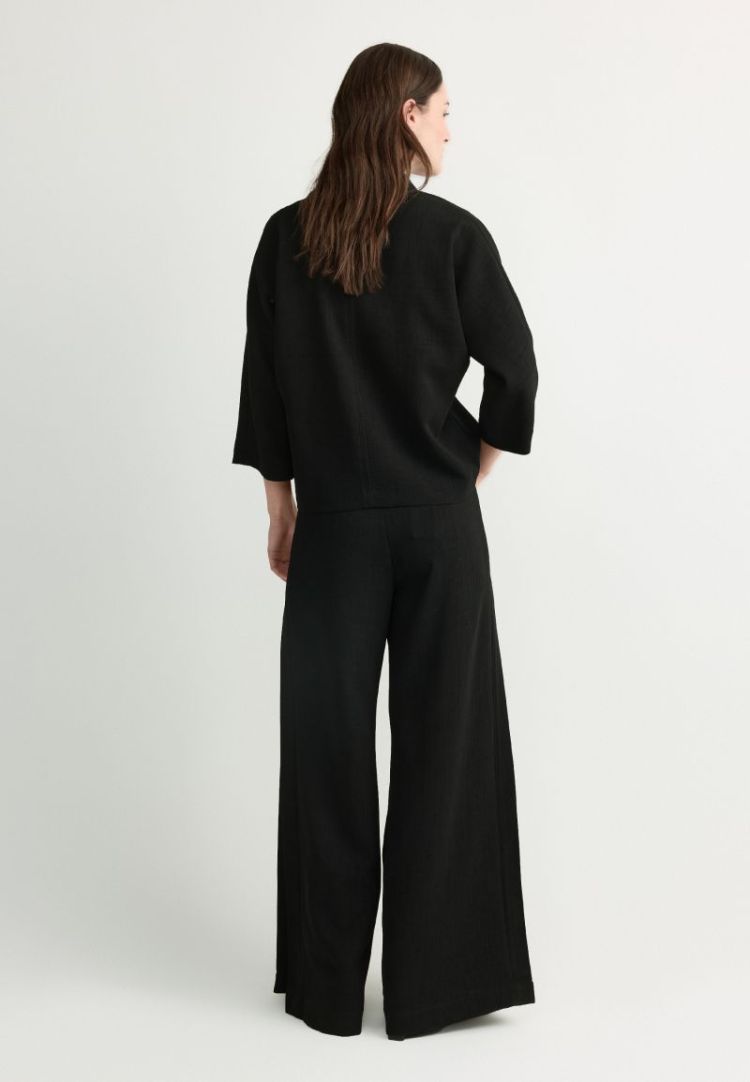 14630-01 0041 BLACK
