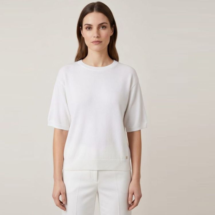 AREZZO Off-white